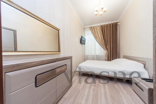 Center Apartment Deribasovskay10 all new, Odessa - apartment by the day