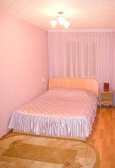 2-bedroom. apartment in the center, Voronezh - günlük kira için daire