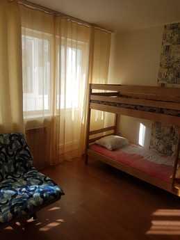 Apartment in the center with 4 beds, Tomsk - günlük kira için daire
