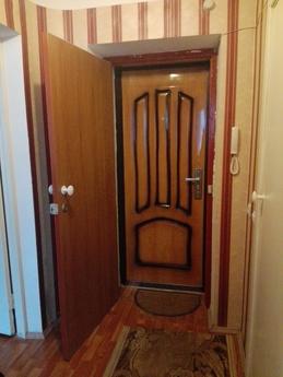 Nice holiday apartment in the Volga, Volzhskiy - apartment by the day
