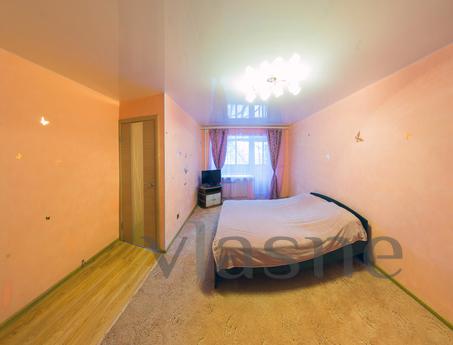 Titov Str for a day, a week, Novosibirsk - apartment by the day