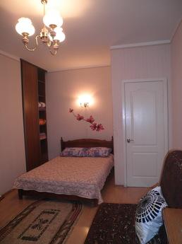 For short term rent 1-room apartment ul.Dovzhenko / French b