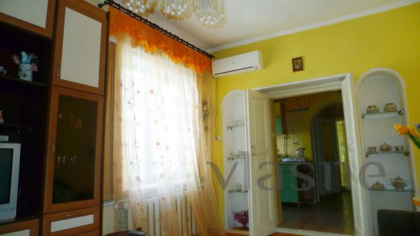 Apartment for rent in the city center, Simferopol - mieszkanie po dobowo