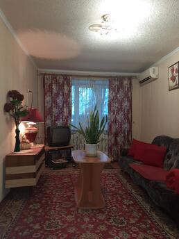 Pogodinno, podobovo apartment in the center of the city, Okhtyrka - apartment by the day