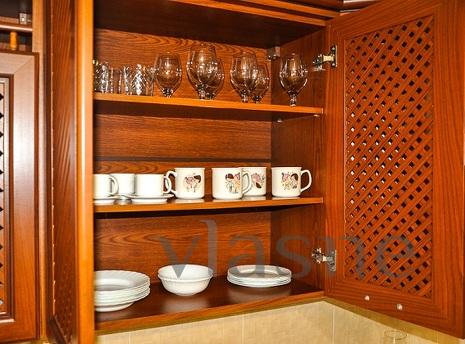 Центр Нова 1-кімнатна біля кафе 'Moloko', Мукачево - квартира посуточно