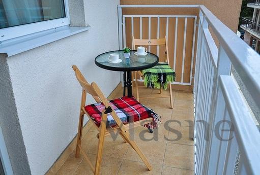 Центр Нова 1-кімнатна біля кафе 'Moloko', Мукачево - квартира посуточно