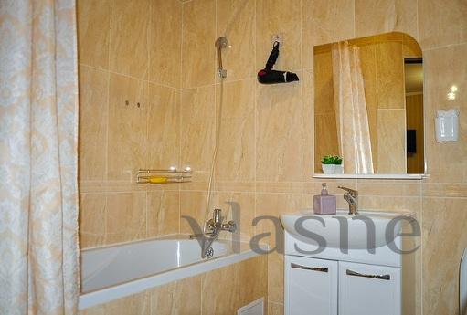 Центр Нова 1-кімнатна біля кафе 'Moloko', Мукачево - квартира посуточно