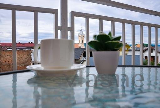 Центр Нова 1-кімнатна біля кафе 'Moloko', Мукачево - квартира посуточно