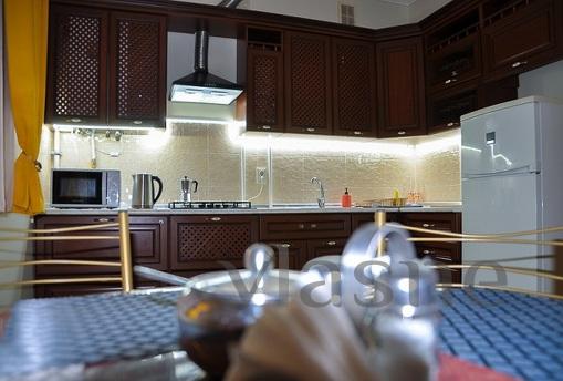 Центр Нова 1-кімнатна біля кафе 'Moloko', Мукачево - квартира посуточно