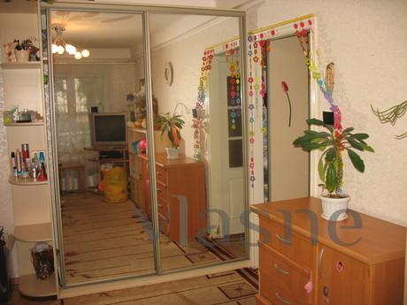 2nd cozy apartment in the area rarkrvoy, Kyiv - günlük kira için daire