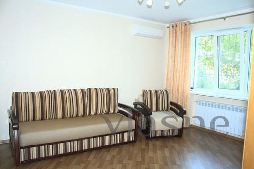 The apartment-hotel is located on the street. Suprun 32, on 
