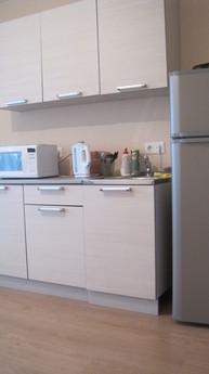 Clean apartment in a new tr., Veliky Novgorod - günlük kira için daire