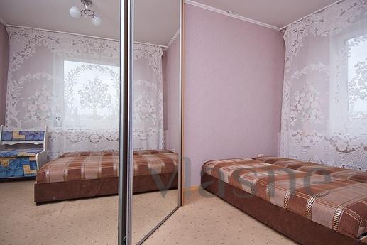 Chelyabinsk Molodogvardeitsev 39B, Chelyabinsk - günlük kira için daire