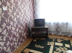 apartment daily mikroraen-4 dom-41, Lozovaya pervaya