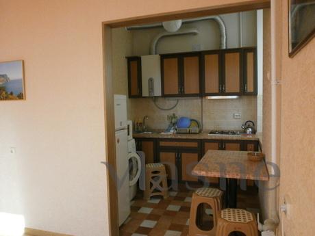 Clean, quiet, comfortable apartment, Sevastopol - mieszkanie po dobowo