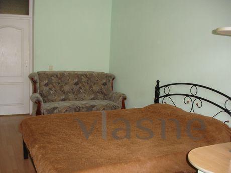 Room apartment in Sevastopol. The city center is 10 minutes 