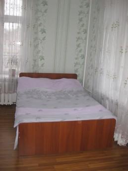 2 bedroom apartment on the Host On, Kherson - günlük kira için daire