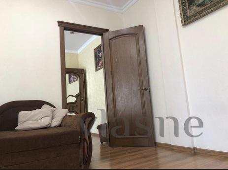 Luxury 2-bedroom apartment with WI-FI!, Dnipro (Dnipropetrovsk) - apartment by the day