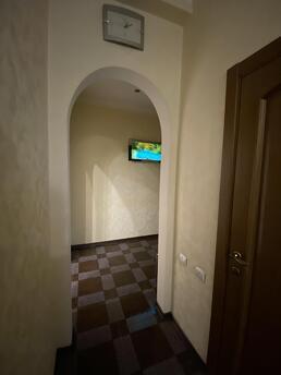 Luxury 2-bedroom apartment with WI-FI!, Dnipro (Dnipropetrovsk) - apartment by the day