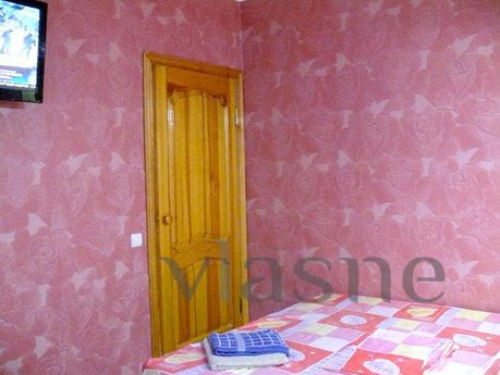 Rent apartment in Kherson, pl. Freedom, Kherson - apartment by the day