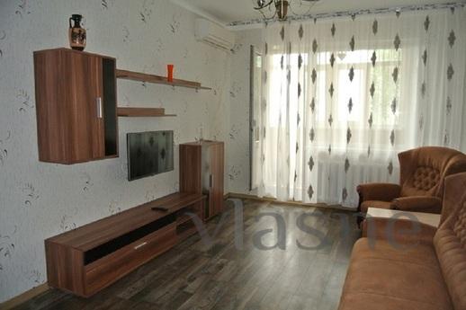İki yatak odalı daire Vokzalnoye Otoyolu, Kerch - günlük kira için daire