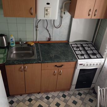 1 bedroom apartment center of Simferopol, Simferopol - apartment by the day