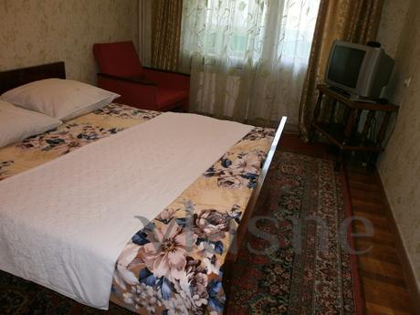 Rent two 2 rooms. sq. m., the center, Berdiansk - mieszkanie po dobowo