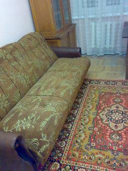 3 rooms in Lukyanovka economy class, Kyiv - apartment by the day