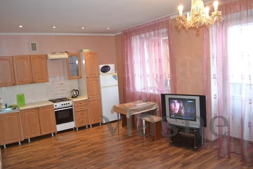 Cozy studio in the city center!, Abakan - apartment by the day
