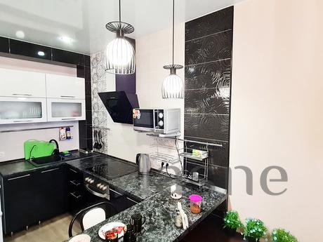 VINTAGE AND ATMOSPHERIC APARTMENT, Novosibirsk - apartment by the day