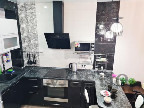 VINTAGE AND ATMOSPHERIC APARTMENT, Novosibirsk - apartment by the day