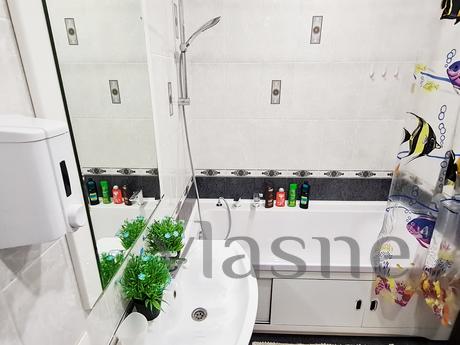 VINTAGE AND ATMOSPHERIC APARTMENT, Novosibirsk - apartment by the day