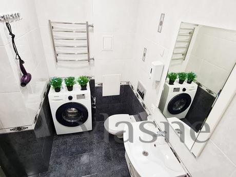 VINTAGE AND ATMOSPHERIC APARTMENT, Novosibirsk - apartment by the day