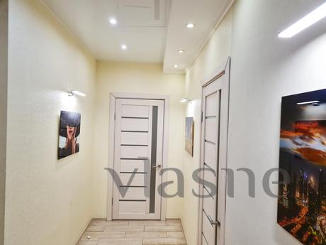 AMAZING APARTMENT, Novosibirsk - apartment by the day