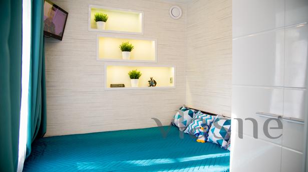 THIS APARTMENT WILL NOT LEAVE YOU INDIVI, Novosibirsk - apartment by the day