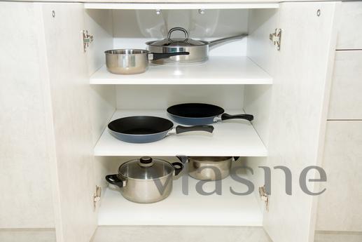 THIS APARTMENT WILL NOT LEAVE YOU INDIVI, Novosibirsk - apartment by the day