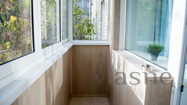 THIS APARTMENT WILL NOT LEAVE YOU INDIVI, Novosibirsk - apartment by the day