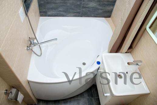 THIS APARTMENT WILL NOT LEAVE YOU INDIVI, Novosibirsk - apartment by the day