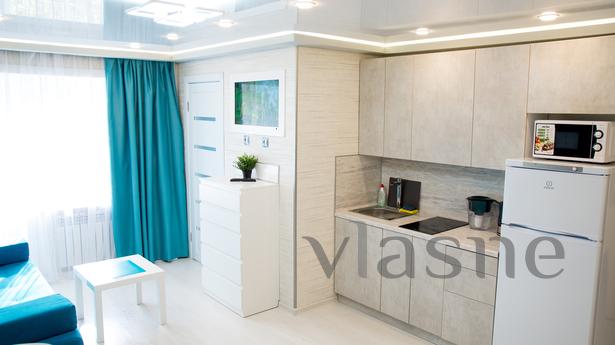 THIS APARTMENT WILL NOT LEAVE YOU INDIVI, Novosibirsk - apartment by the day