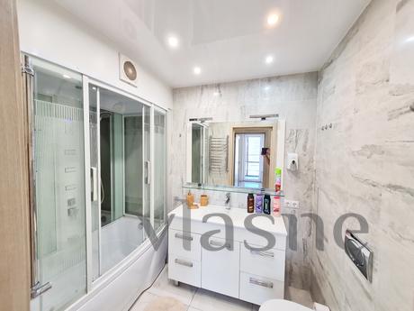 ШИКАРНОЕ ПРОЖИВАНИЕ С ВИДОМ НА РЕКУ, Новосибирск - квартира посуточно