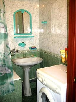 2-bedroom. Apartment 222 USD 8 minutes S, Feodosia - apartment by the day