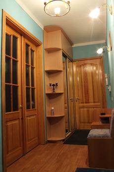 2 rooms apartment, near the park, metro, Saint Petersburg - apartment by the day