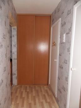 Rent apartment renovated, Красноярськ - квартира подобово