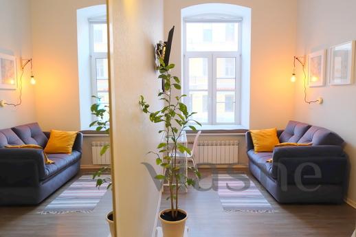 Daily Mokhovaya street house 43, Saint Petersburg - apartment by the day