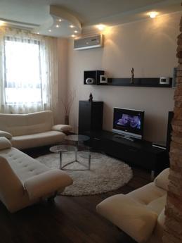 2-room luxury apartment in the center, Kyiv - günlük kira için daire