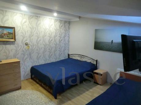 Vacation by the sea in Yalta, Yevpatoriya - apartment by the day