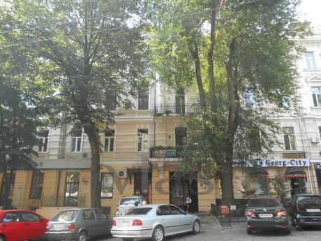 Deribasovskaya1 apartment 700grn, Odessa - günlük kira için daire