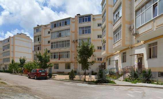 Rent apartments in Sevastopol 1, Sevastopol - mieszkanie po dobowo