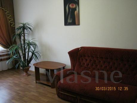 2 bedroom apartment near the sea, Kerch - apartment by the day