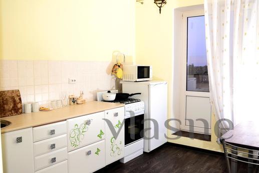 new apartment in a luxury flat October, Lipetsk - günlük kira için daire